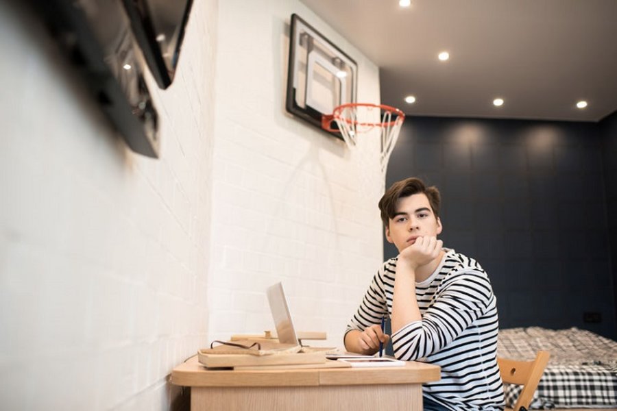 Zdalne lekcje - liceum (nowa podstawa) - kl. 2 - listopad