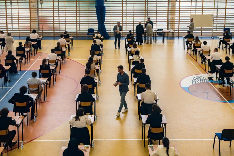 Egzamin ósmoklasisty z angielskiego 2026. Arkusz CKE z odpowiedziami